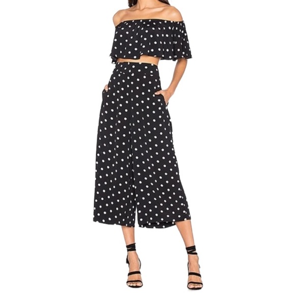 House of Harlow 1960 Pants - REVOLVE House of Harlow 1960 Gwen Culotte in Polka Dot Pants and Bree Crop Top
